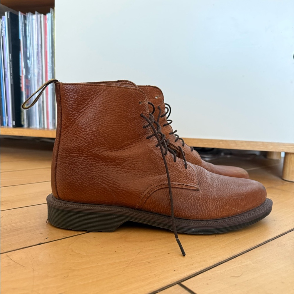 Dr. Martens Eldritch Butterscotch Leather Boots Classic Design